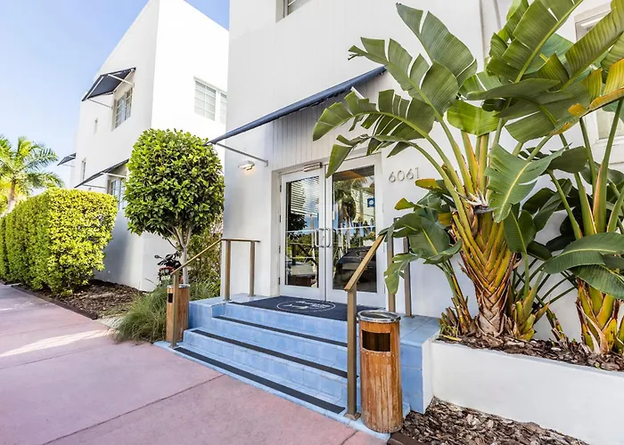Oceanside Hotel And Suites Miami Beach