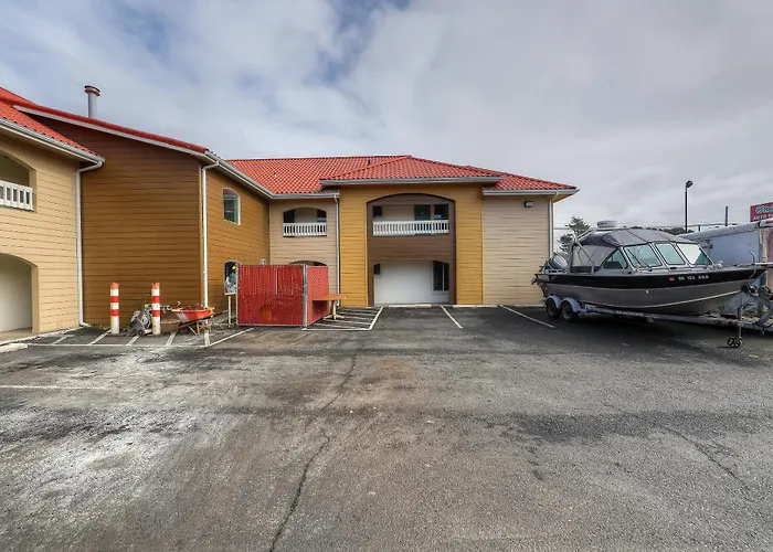 Newport Inn By Oyo - Hwy 101