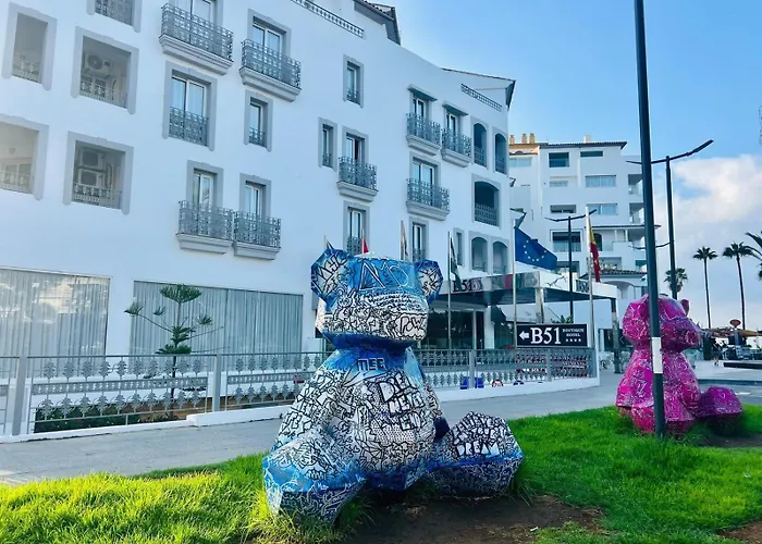 Park Plaza Suites Apartamentos Marbella