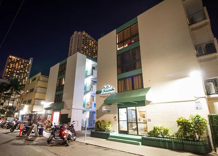 Waikiki Beachside Hostel Honolulu