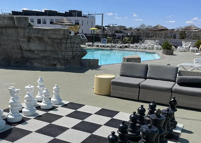 Days Inn By Wyndham Virginia Beach At The Beach