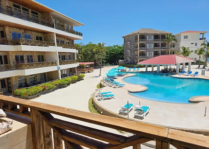 Oceans 23 Hotel San Pedro 