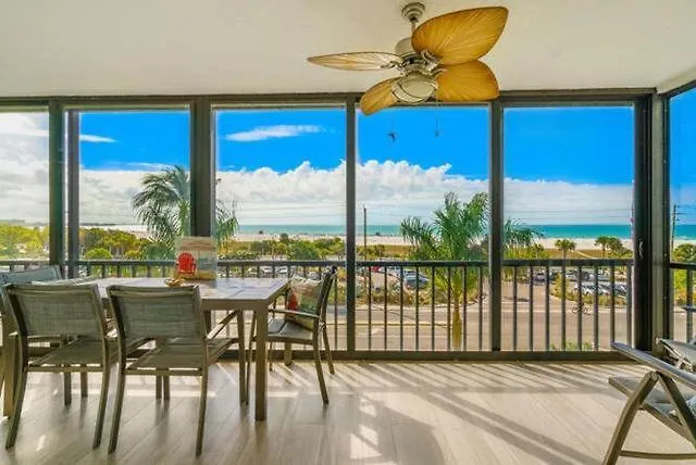 Crescent Royale Condominiums 4C Siesta Key