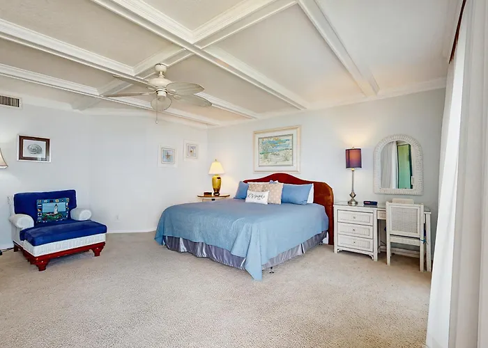Ocean-View Penthouse With Pool, Balcony & Central Ac - Snowbird-Friendly Fernandina Beach