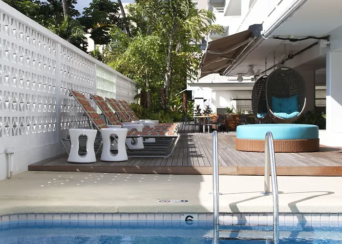 Oasis Hotel Waikiki Honolulu
