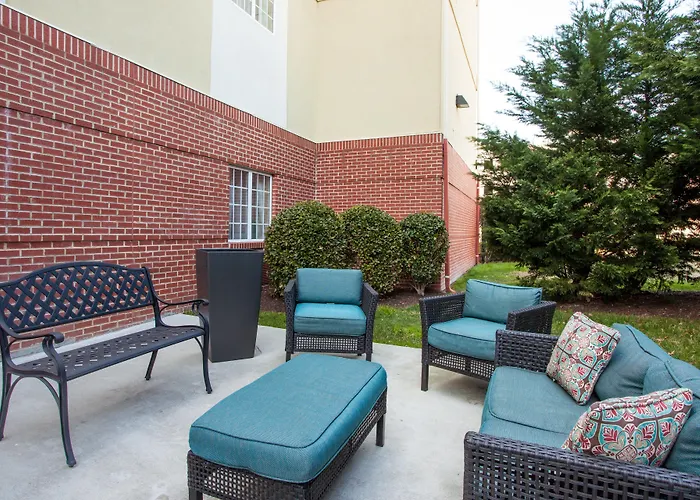 Candlewood Suites Virginia Beach Town Center By Ihg
