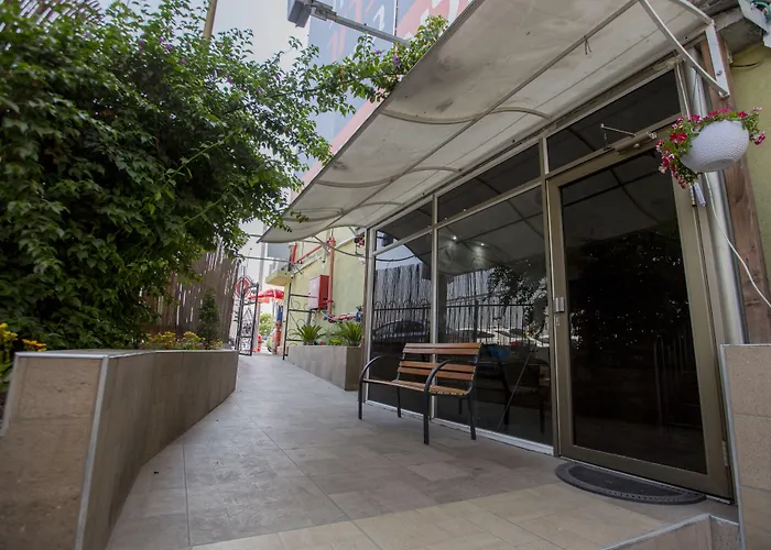 Central Laguardia Hotel Tel Aviv