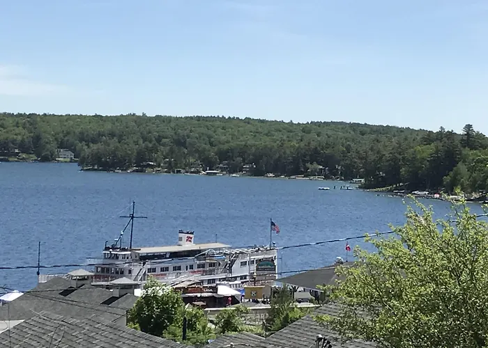 The Lakeview Inn & Cottages Weirs Beach