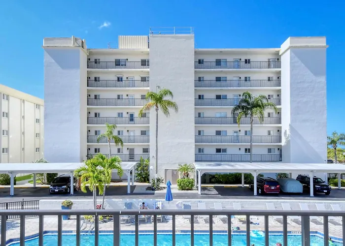 Crescent Royale Condominiums 7C Siesta Key