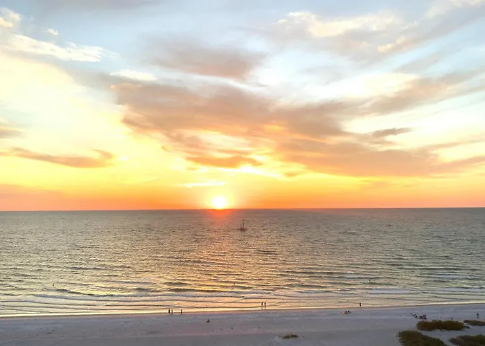 Crescent Royale Condominiums 7E Siesta Key