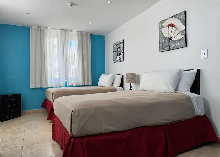 Sandy Beach Hotel San Juan