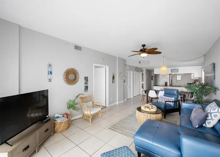 3Br Luxury 1400 Sq Ft - Oceanfront - Crimson #301 Apartment St. Pete Beach