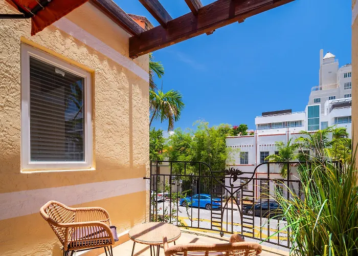 Kasa La Flora And Impala Miami Beach