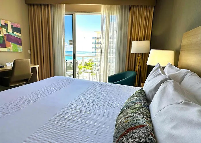 Best Western Plus Atlantic Beach Resort Miami Beach