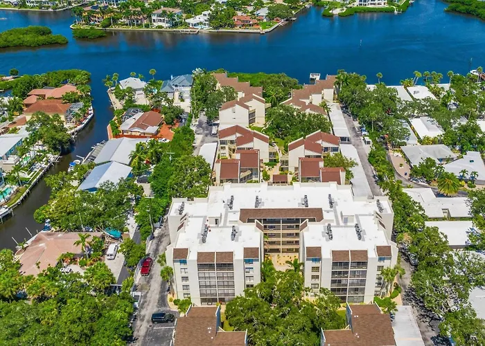 Bay Oaks C Second Floor Villa Siesta Key
