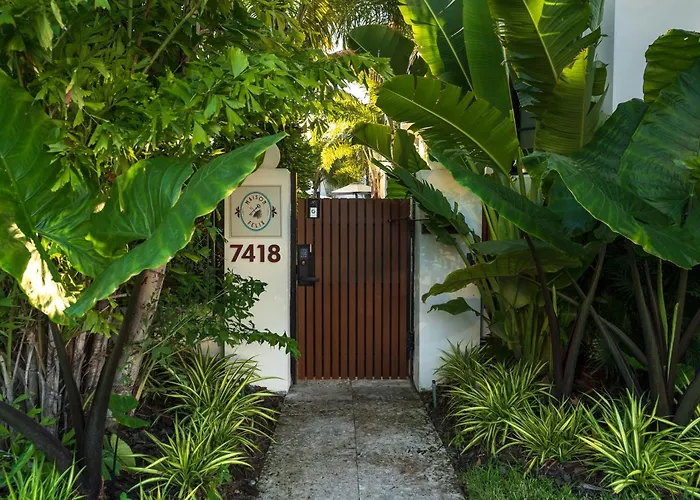 Maison Felix Miami Beach