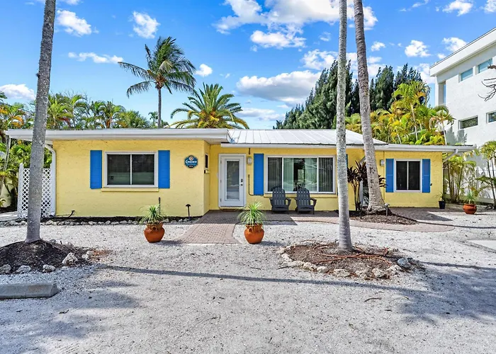 Crescent Cottage - 1034 Siesta Key