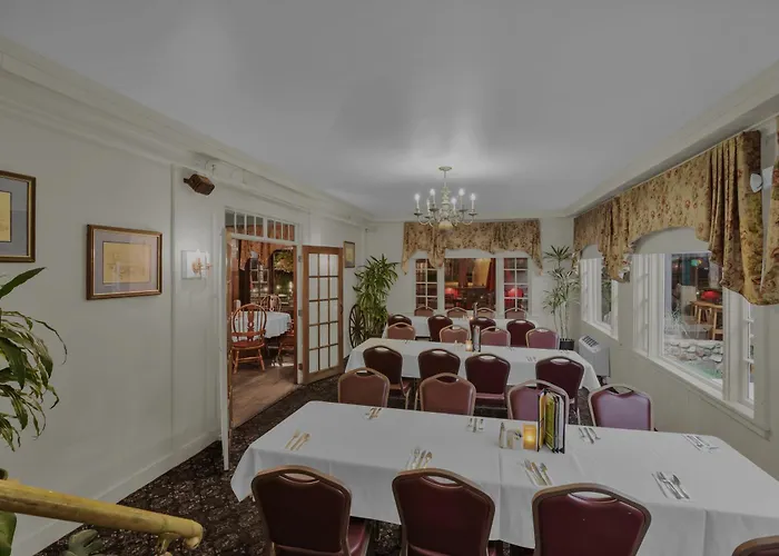Lamies Inn & The Old Salt Tavern Hampton