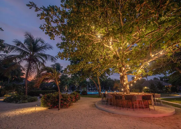Matachica Beach Resort And Spa San Pedro 
