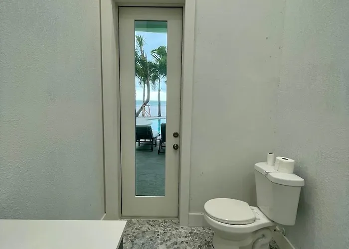 Beautiful Beachfront Home - Fort Myers Beach