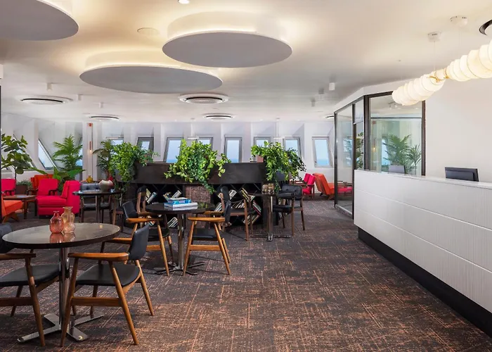 Brown Brut Seafront Hotel, A Member Of Brown Hotels Tel Aviv
