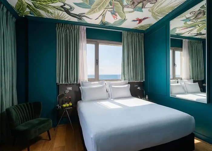 Seaside Hotel By Zvieli Hotels - Shelter Access Tel Aviv