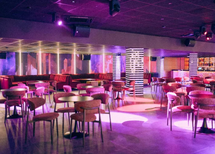 Marina Resort Benidorm - The Original Benidorm Vibe