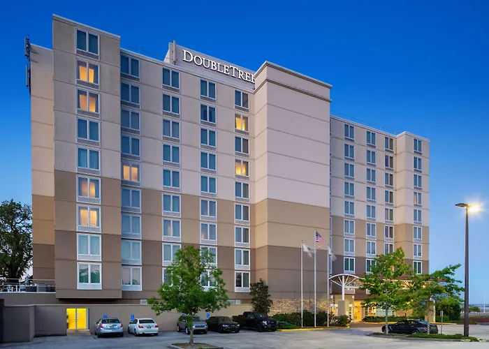 Doubletree By Hilton Biloxi Hotel