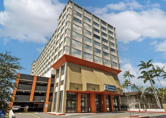 Best Western The Plaza Hotel Honolulu Airport - Free Breakfast