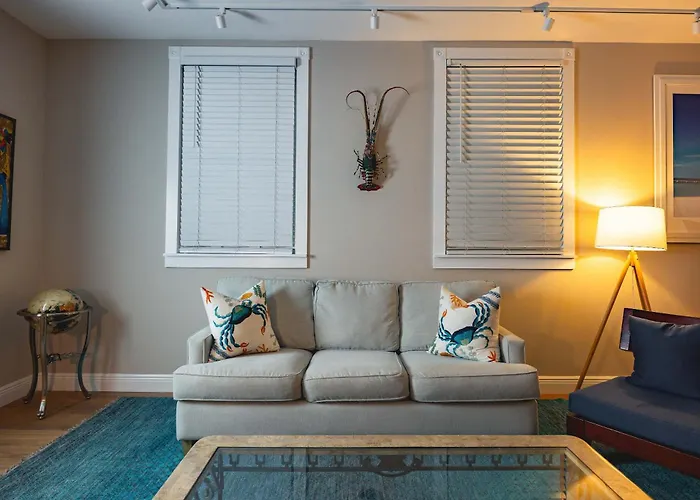 The Mesa House-Close To Duval! Key West
